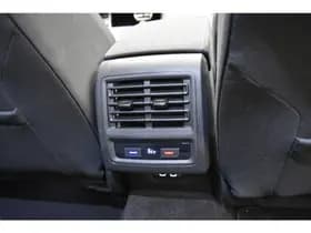 Volkswagen Golf GTE 1.4 TSI PHEV Plug-in 245 Pk Panodak Camera Virtual Navi thumbnail 43