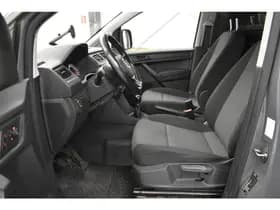 Volkswagen Caddy 2.0 TDI Highline pdc Nw staat Dealer onderhouden thumbnail 32