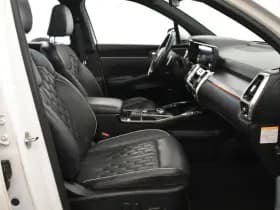 Kia Sorento 1.6 T-GDI Plug-in Hybrid 4WD ExecutiveLine thumbnail 18