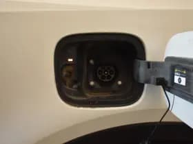 Kia Sorento 1.6 T-GDI Plug-in Hybrid 4WD ExecutiveLine thumbnail 35