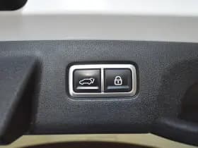 Kia Sorento 1.6 T-GDI Plug-in Hybrid 4WD ExecutiveLine thumbnail 6