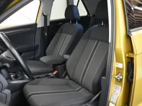 Volkswagen T-Roc 1.0 TSI Style 2-Tone Camera Apple Carplay Adapt-cruise Clima 1e eigenaar thumbnail 2