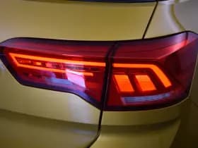 Volkswagen T-Roc 1.0 TSI Style 2-Tone Camera Apple Carplay Adapt-cruise Clima 1e eigenaar thumbnail 16