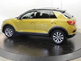 Volkswagen T-Roc 1.0 TSI Style 2-Tone Camera Apple Carplay Adapt-cruise Clima 1e eigenaar thumbnail 43