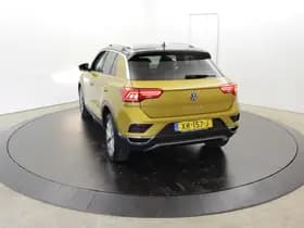 Volkswagen T-Roc 1.0 TSI Style 2-Tone Camera Apple Carplay Adapt-cruise Clima 1e eigenaar thumbnail 48