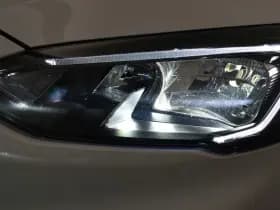 Ford Focus Wagon 1.5 EcoB Active 150pk Automaat thumbnail 38