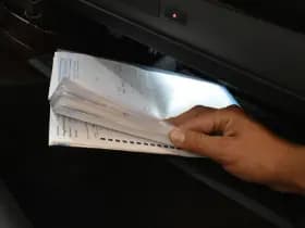 BMW 7 Serie 760Li Vol Optie's Nieuwstaat + DEALER ONDERHOUDEN YOUNGTIMER thumbnail 19