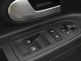 Volkswagen Up! 1.0 BMT move up Executive thumbnail 17