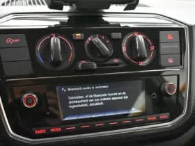 Volkswagen Up! 1.0 BMT move up Executive thumbnail 3