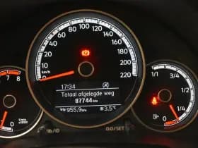 Volkswagen Up! 1.0 BMT move up Executive thumbnail 4