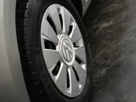 Volkswagen Up! 1.0 BMT move up Executive thumbnail 9