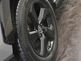 Toyota RAV4 2.5 Hybrid AWD Bi-Tone Innovation Panodak Trekhaak 1650kg Camera thumbnail 19