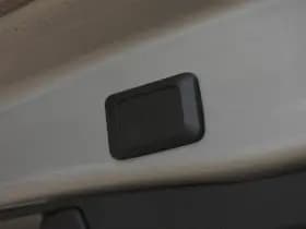 Toyota RAV4 2.5 Hybrid AWD Bi-Tone Innovation Panodak Trekhaak 1650kg Camera thumbnail 3