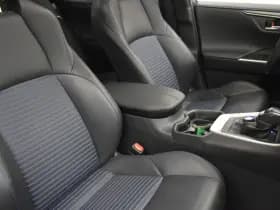 Toyota RAV4 2.5 Hybrid AWD Bi-Tone Innovation Panodak Trekhaak 1650kg Camera thumbnail 47