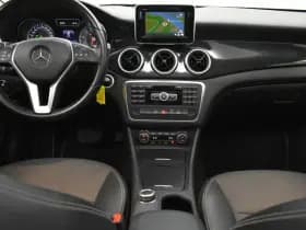 Mercedes-Benz CLA 200 Schaal stoelen 157PK APK 2027 Panodak Navi winterwielen set thumbnail 22