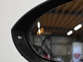 Volkswagen Golf 1.4 TSI PHEV thumbnail 3