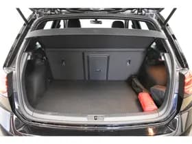 Volkswagen Golf 1.4 TSI PHEV thumbnail 39