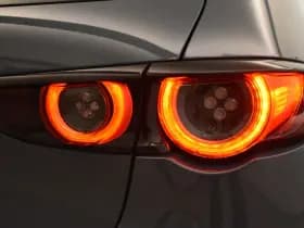 Mazda 3 2.0 e-SkyActiv-X M Hybrid 180 PKLuxury Trekh 360ºCamera Bose Vol Leder dodeh detec thumbnail 19