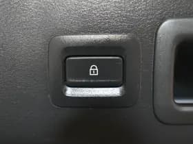 Mazda 3 2.0 e-SkyActiv-X M Hybrid 180 PKLuxury Trekh 360ºCamera Bose Vol Leder dodeh detec thumbnail 36