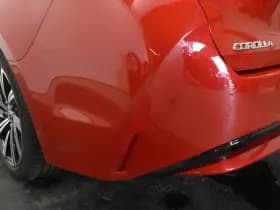 Toyota Corolla 1.8 Hybrid Premium Head-Up Virtual EL aKlep Bi-Tone Cam Cruise Stoel + Stuur Ver Navi thumbnail 31