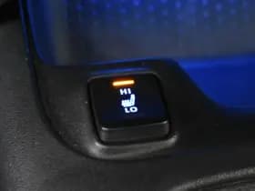 Toyota Corolla 1.8 Hybrid Premium Head-Up Virtual EL aKlep Bi-Tone Cam Cruise Stoel + Stuur Ver Navi thumbnail 7