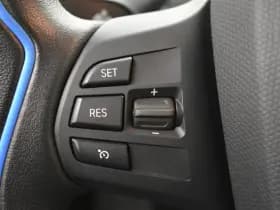 BMW I3 Exec. 120Ah 42Kwh Warmtepomp Camera Navi Stoelverw thumbnail 16