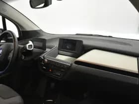 BMW I3 Exec. 120Ah 42Kwh Warmtepomp Camera Navi Stoelverw thumbnail 38