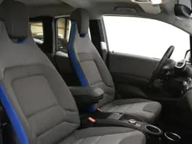 BMW I3 Exec. 120Ah 42Kwh Warmtepomp Camera Navi Stoelverw thumbnail 39