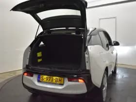 BMW I3 Exec. 120Ah 42Kwh Warmtepomp Camera Navi Stoelverw thumbnail 44