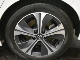 Nissan Leaf Tekna 40 kWh Vol Leer 360°Camera Bose Wegenbelasting vrij! thumbnail 11