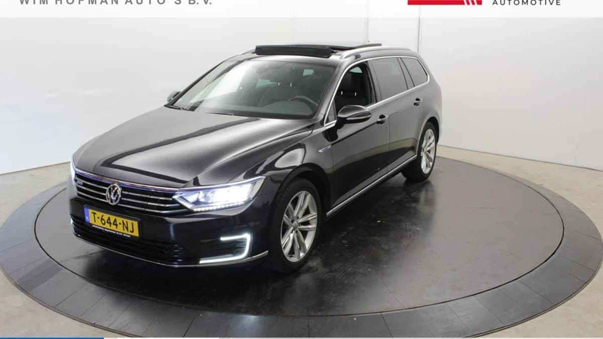 Volkswagen Passat GTE Pano Zwarte hemel Groot Navi EL Aklep Leder — foto 1