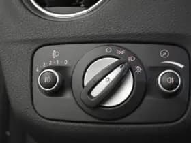 Ford Mondeo 161PK Titanium Dealer onderhouden Groot Navi incl set Nieuwe All Season thumbnail 23