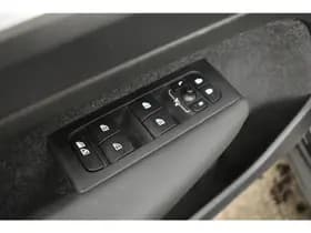 Volvo XC40 1.5 T4 Plug-in hybrid Core Bright Camera EL Trekh+aKlep Dhoek Detec Stoel Verwarming thumbnail 28