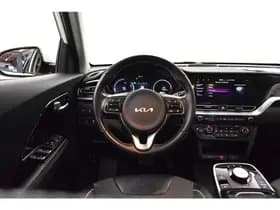 Kia E-Niro DynamicLine 64 kWh 100% SOH Warmtepomp 3-Fase Laden Camera Winterpack thumbnail 21