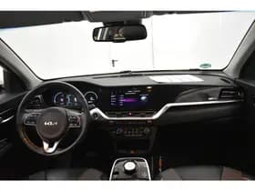 Kia E-Niro DynamicLine 64 kWh 100% SOH Warmtepomp 3-Fase Laden Camera Winterpack thumbnail 25