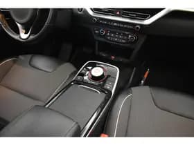 Kia E-Niro DynamicLine 64 kWh 100% SOH Warmtepomp 3-Fase Laden Camera Winterpack thumbnail 27