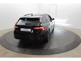 Skoda Octavia iV Sportline PHEV 204PK Trekgewicht ZW Hemel el RS Mem Seats Camera Virtual EL AKlep Dodeh detec thumbnail 16