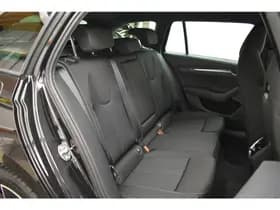 Skoda Octavia iV Sportline PHEV 204PK Trekgewicht ZW Hemel el RS Mem Seats Camera Virtual EL AKlep Dodeh detec thumbnail 23