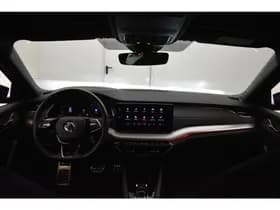 Skoda Octavia iV Sportline PHEV 204PK Trekgewicht ZW Hemel el RS Mem Seats Camera Virtual EL AKlep Dodeh detec thumbnail 24