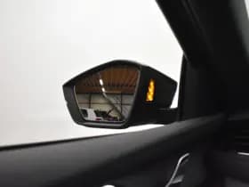 Skoda Octavia iV Sportline PHEV 204PK Trekgewicht ZW Hemel el RS Mem Seats Camera Virtual EL AKlep Dodeh detec thumbnail 4