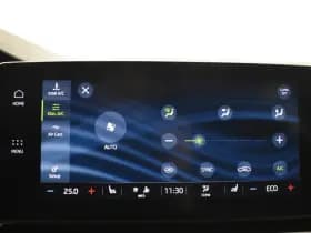 Skoda Octavia iV Sportline PHEV 204PK Trekgewicht ZW Hemel el RS Mem Seats Camera Virtual EL AKlep Dodeh detec thumbnail 31