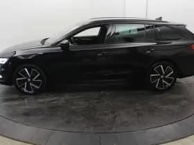 Skoda Octavia iV Sportline PHEV 204PK Trekgewicht ZW Hemel el RS Mem Seats Camera Virtual EL AKlep Dodeh detec thumbnail 73