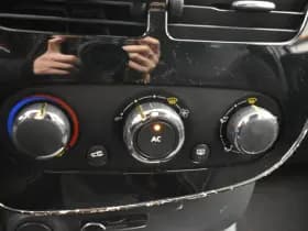 Renault Clio Estate 0.9 TCe Night&Day Trekhaak Navi Parkeer sensoren thumbnail 26