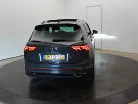 Volkswagen Tiguan 1.5 TSI R-Line EL Trekh+aKlep Panodak Virtual Camera Zwarte hemel bkl thumbnail 15