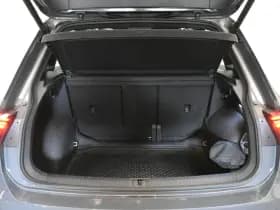 Volkswagen Tiguan 1.5 TSI R-Line EL Trekh+aKlep Panodak Virtual Camera Zwarte hemel bkl thumbnail 18