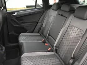 Volkswagen Tiguan 1.5 TSI R-Line EL Trekh+aKlep Panodak Virtual Camera Zwarte hemel bkl thumbnail 22