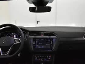 Volkswagen Tiguan 1.5 TSI R-Line EL Trekh+aKlep Panodak Virtual Camera Zwarte hemel bkl thumbnail 24
