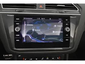 Volkswagen Tiguan 1.5 TSI R-Line EL Trekh+aKlep Panodak Virtual Camera Zwarte hemel bkl thumbnail 5