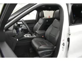 Ford Explorer 3.0 V6 EcoBoost PHEV ST-Line 7P thumbnail 2