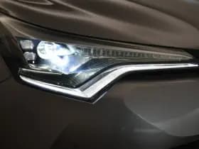 Toyota C-HR 1.8 Hybr Bi-Tone Plus APK 03-2027 VolLeder JBL Sound Camera Stoel Ver Dhoek Detectie thumbnail 32